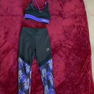 A sports bra and leggings set